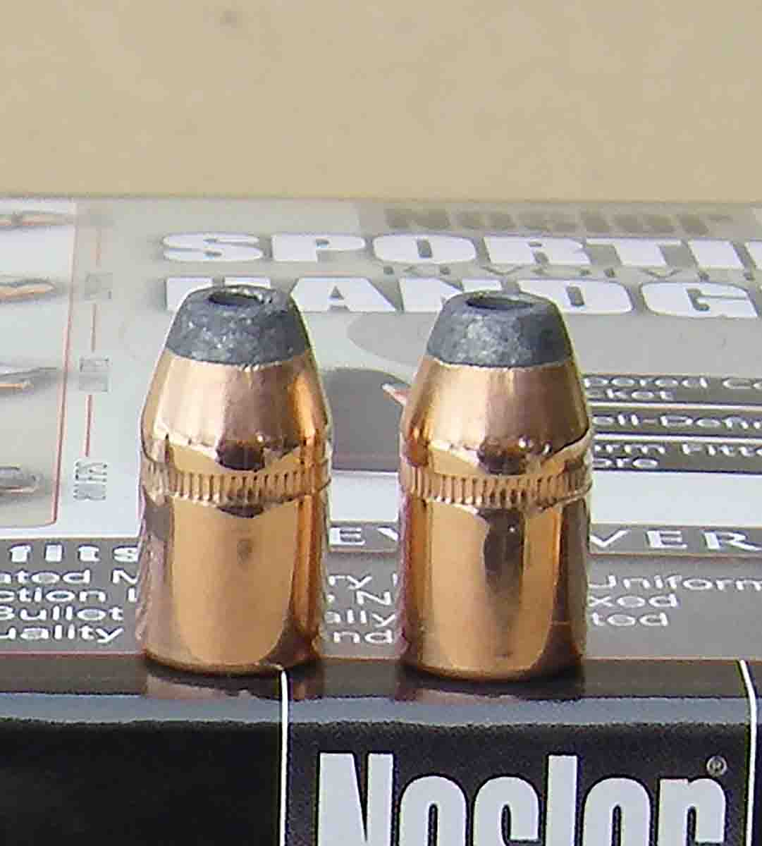 Nosler Sporting Handgun revolver bullets feature a comparatively shallow crimp cannelure that often gives excellent results when taper crimped.
